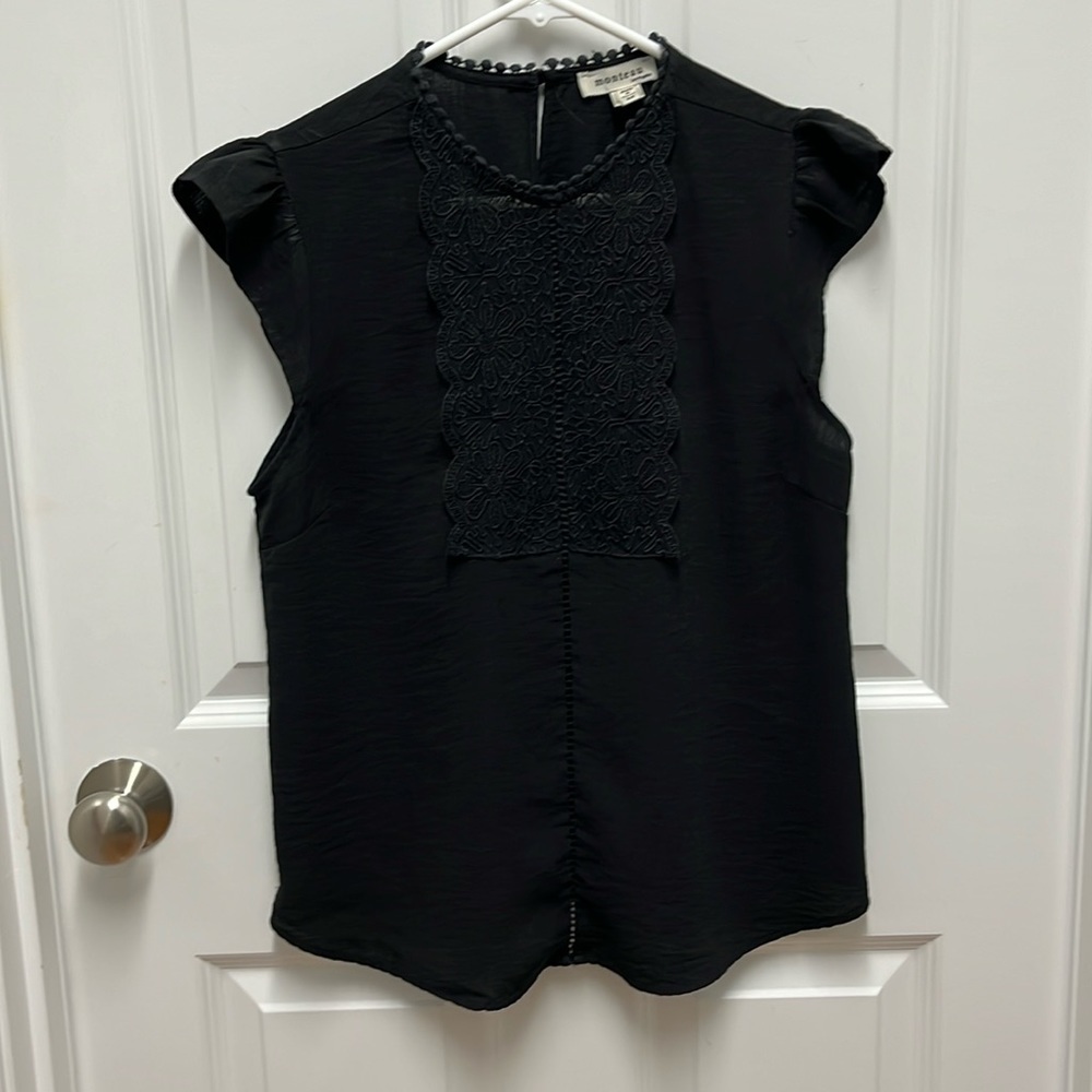 monteau Black Cap Sleeve Lace Embellished Top